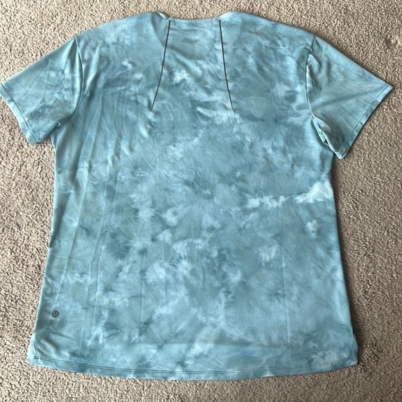 Lululemon Fast and Free Short Sleeve Tidewater Teal Tie Dye Shirt - Picture 3 of 9